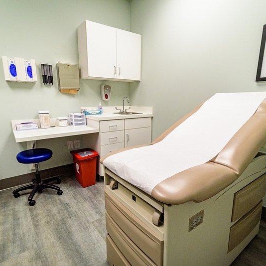 Exam room at an AIMS Panel Physicians clinic